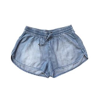 [H&M] Lyocell Dolphin Hem Shorts